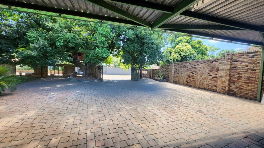 3 Bedroom Property for Sale in Irene Park North West